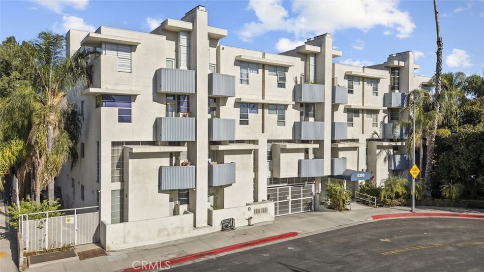 5350 White Oak Ave unit 113, Encino, CA 91316 - photo 1