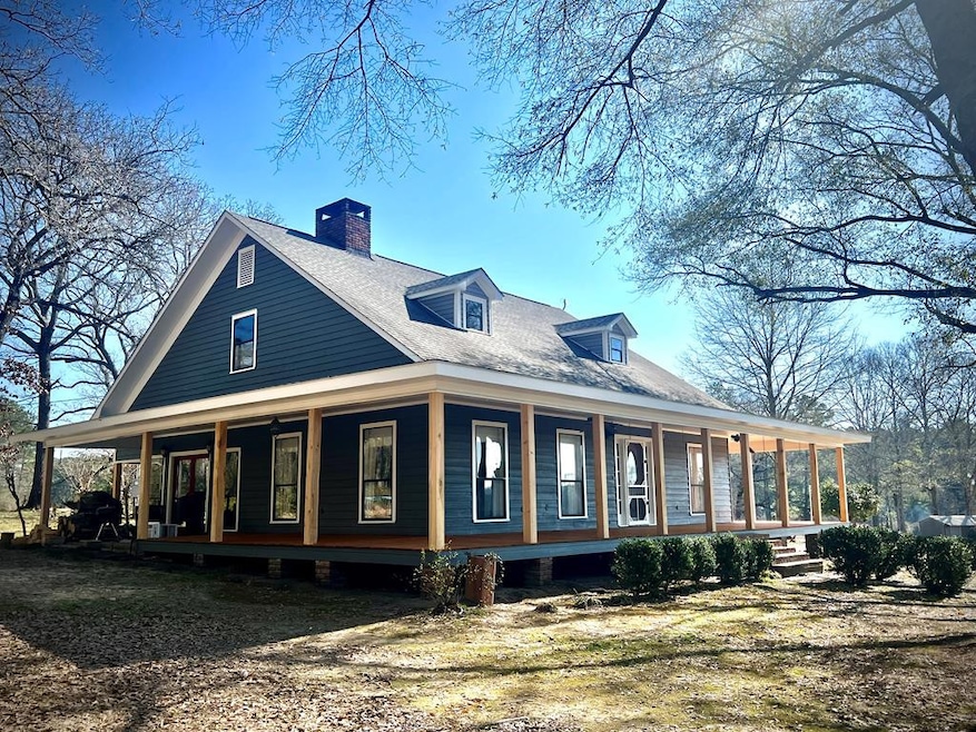 1652 Mcmillan, Osyka, MS 39657 - photo 1