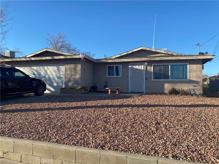 16264 Molino Dr, Victorville, CA 92395 - photo 1