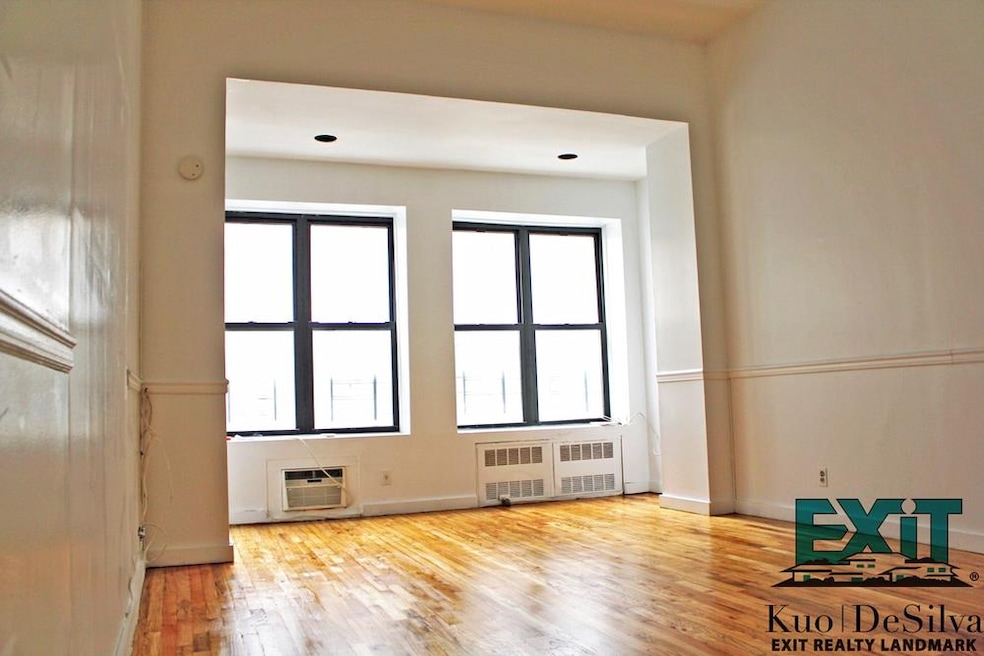 49 W 39th St unit 3, New York, NY 10018 - photo 1
