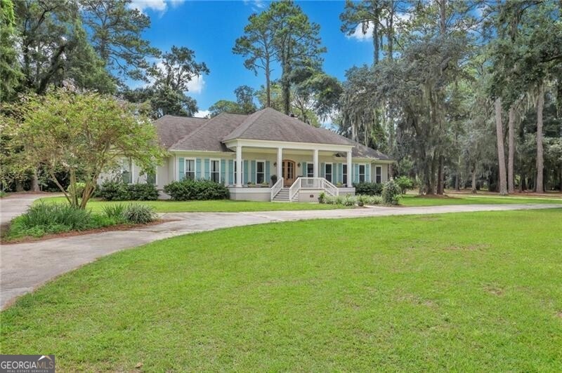 306 Bradley Point Rd, Savannah, GA 31410 - photo 1