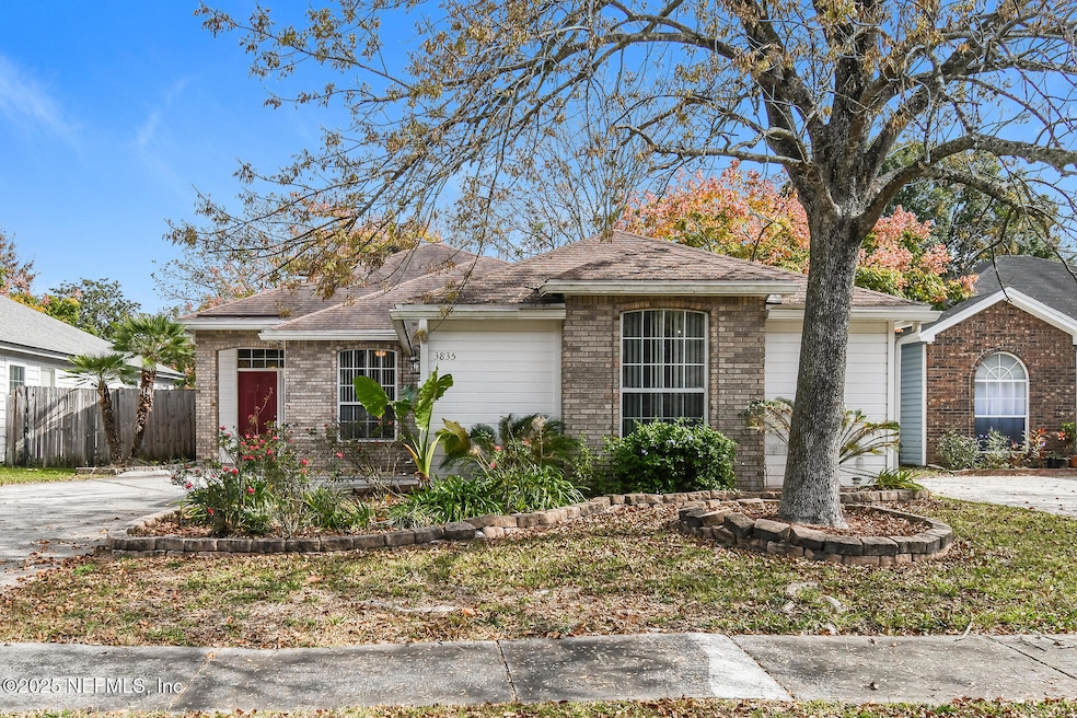 3835 Union Pacific Dr W, Jacksonville, FL 32246 - photo 1