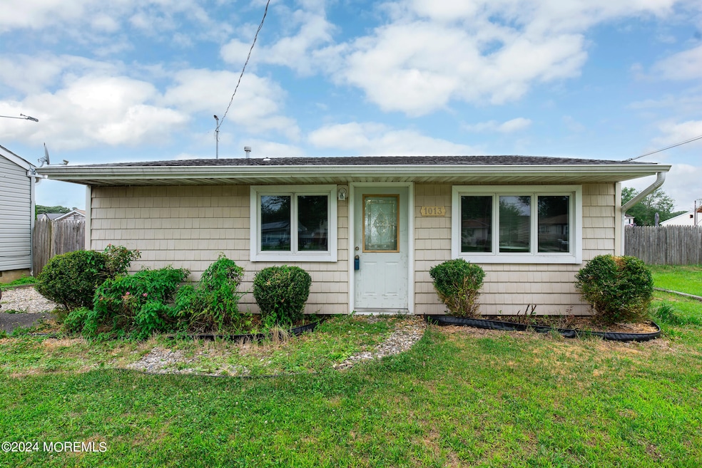 01-1013 Waterview Way MLS