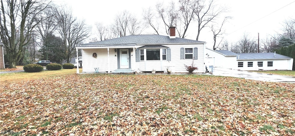 934 Summit Dr, Ashland, OH 44805 - photo 1