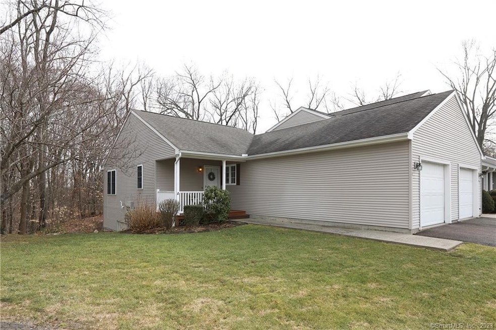 98 Dibble Hollow Ln, Windsor Locks, CT 06096 - photo 1