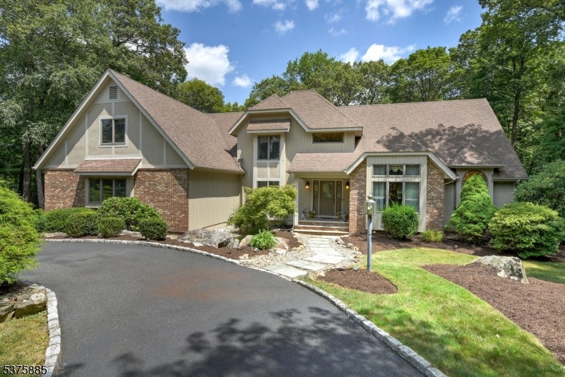 8 Falcon Run, Kinnelon, NJ 07405 - photo 1