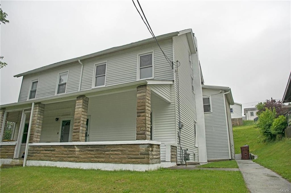 2306 N Lehigh Ave, Whitehall, PA 18052 - photo 1