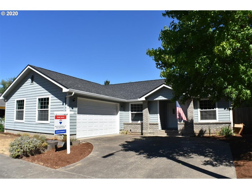 1530 Walnut Rd, Springfield, OR 97477 - photo 1