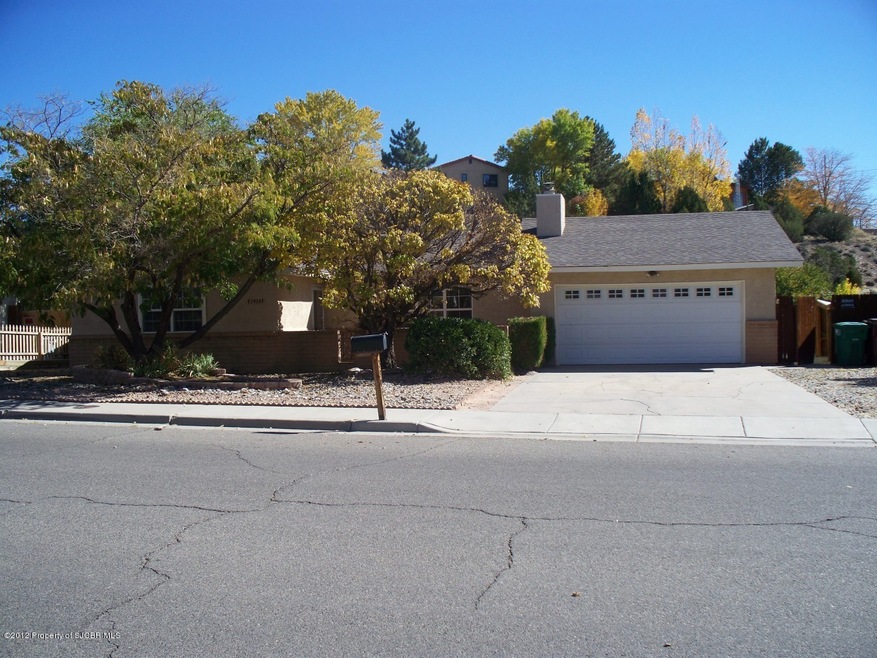 3906 Crestridge Drive