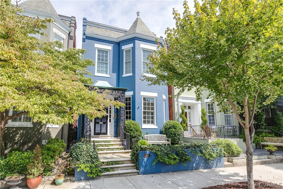 POLISHED historic row house in the heart of the Fan