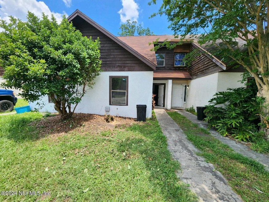 7605 Melissa Ct N, Jacksonville, FL 32210 - photo 1