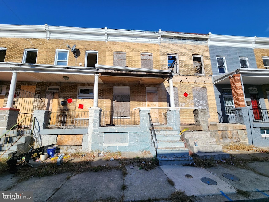 2432 E Hoffman St, Baltimore, MD 21213 - photo 1