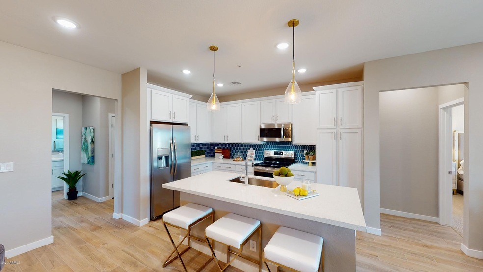 155 N Lakeview Blvd unit 225, Chandler, AZ 85225 - photo 1