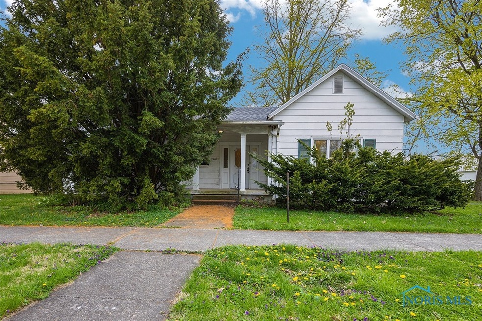 302 S 2nd St, North Baltimore, OH 45872 - photo 1