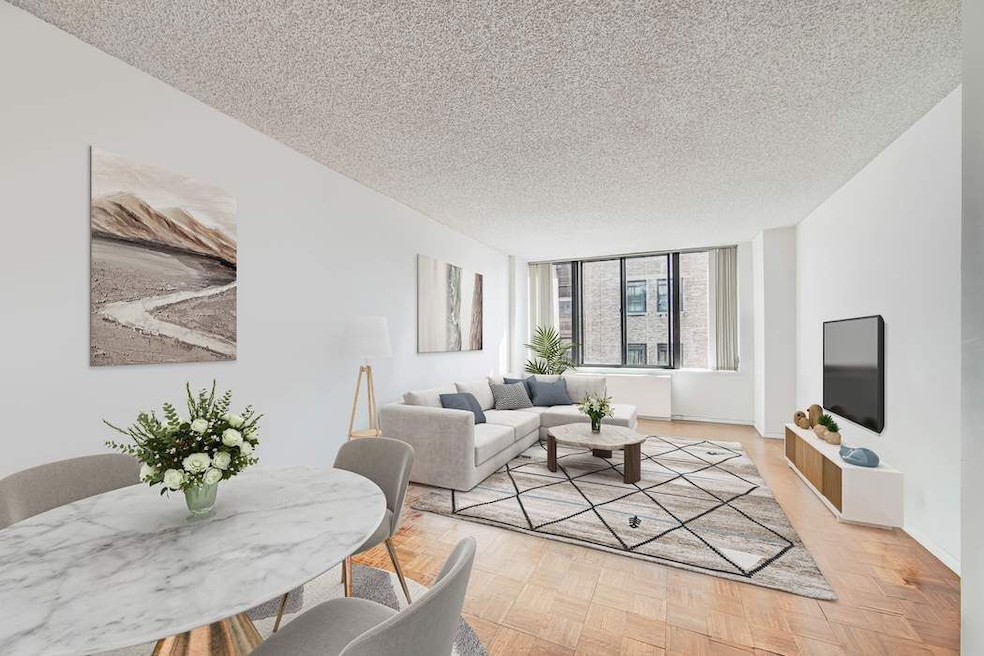 Sold $925,000 • Co-Listing Agent
