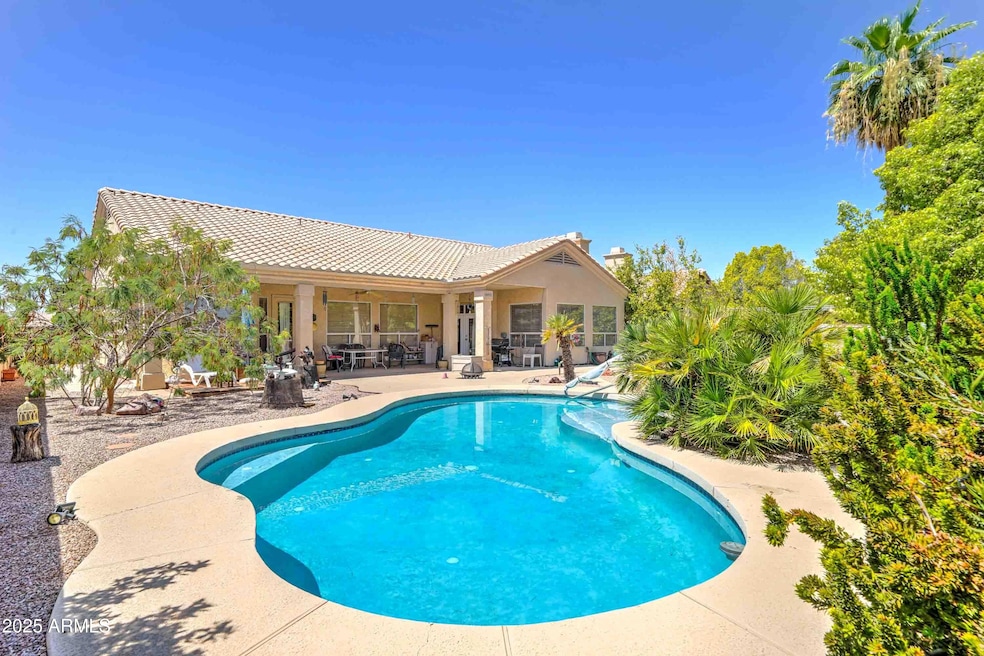 1492 West Straford Avenue-30