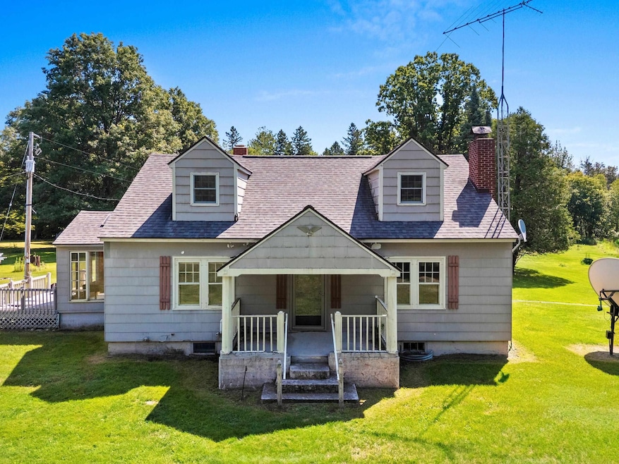 Under Contract $325,900