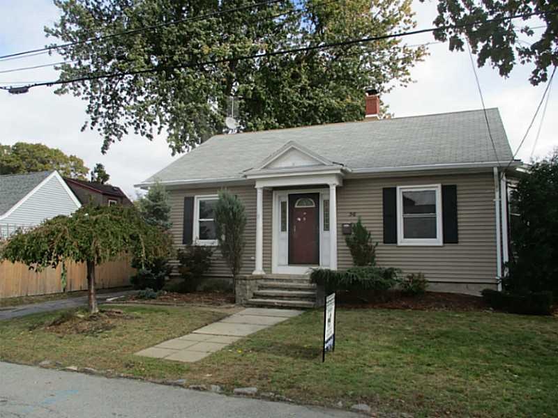 75 Leslie St, Cranston, RI 02910 - photo 1