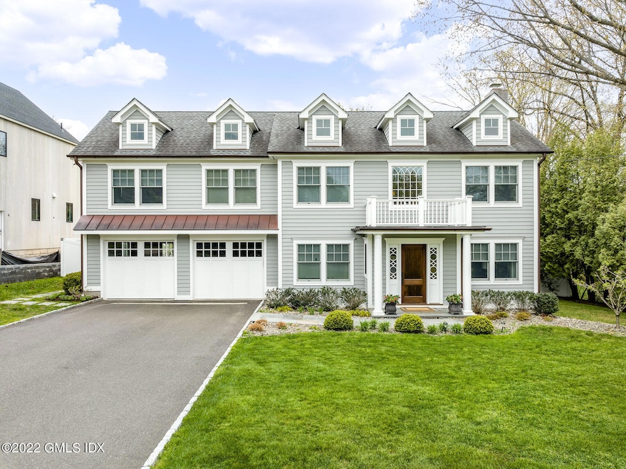 4 Robin Place, Old Greenwich, CT 06870 - photo 1