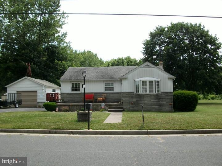 129 Annapolis Rd, Pennsville, NJ 08070 - photo 1