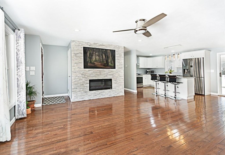 12 Checkerberry Ln, Shrewsbury, MA 01545 - photo 1