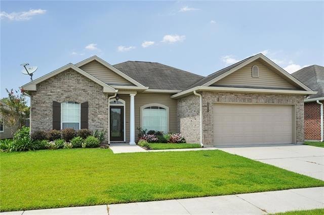 2640 Sand Bar Ln, Marrero, LA 70072 - photo 1