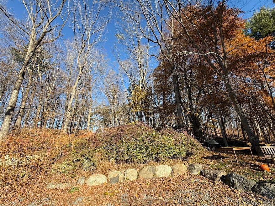 3 Laurel Place, Amesbury, MA 01913 - photo 1