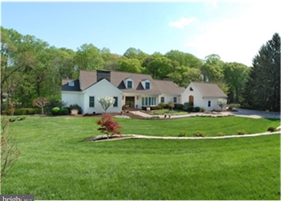 802 Fieldstone Dr, Kennett Square, PA 19348 - photo 1