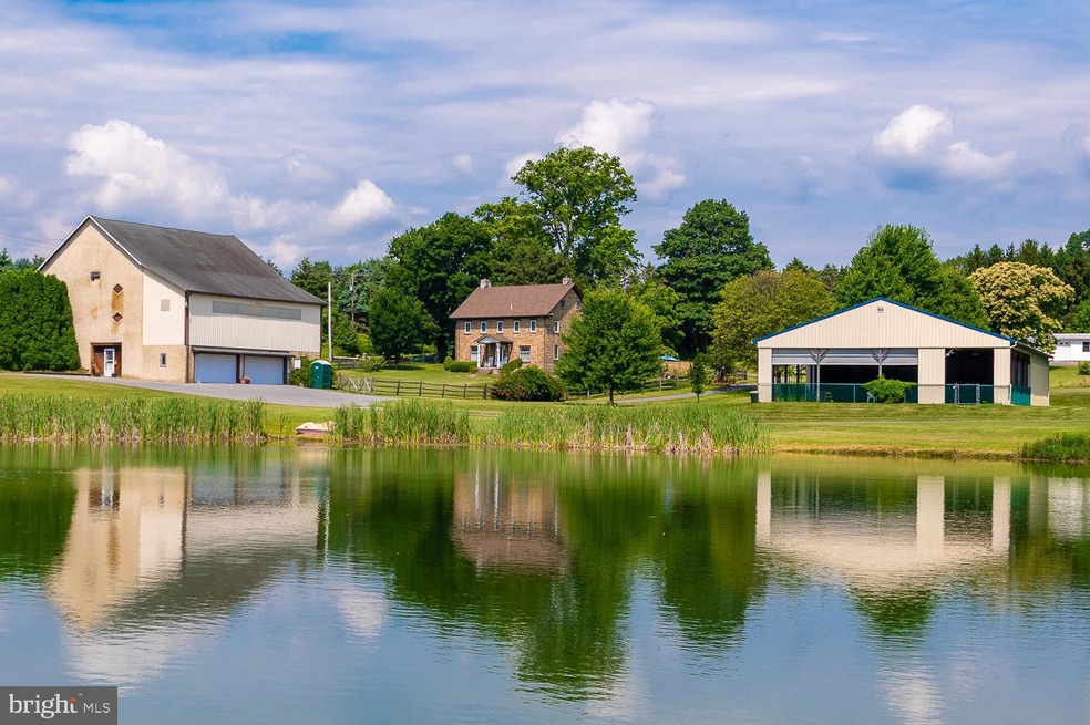 6127 Pa Route 873, Slatington, PA 18080 - photo 1