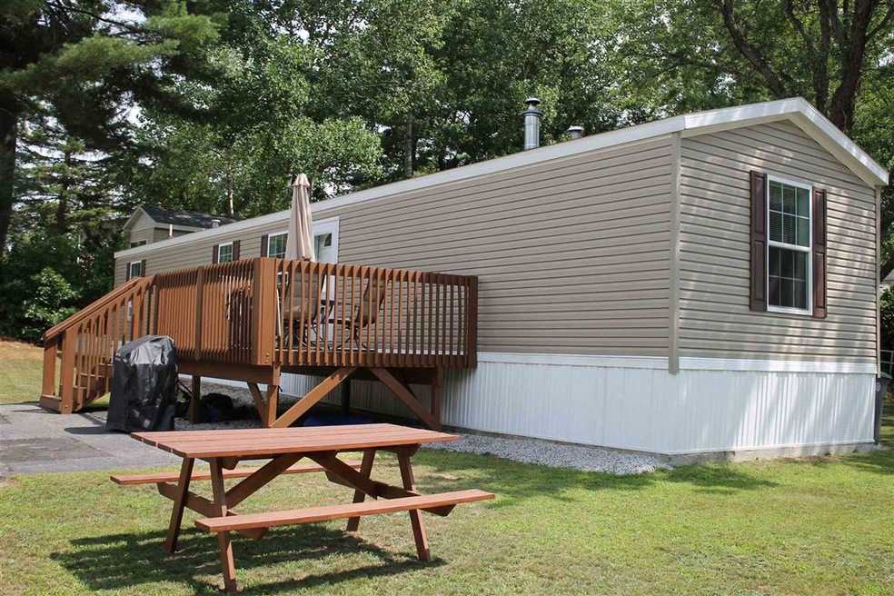 21 Embassy Ave, Hooksett, NH 03106 - photo 1