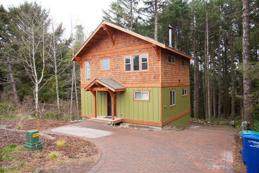 1876 SW Coast Ave, Lincoln City, OR 97367 - photo 1