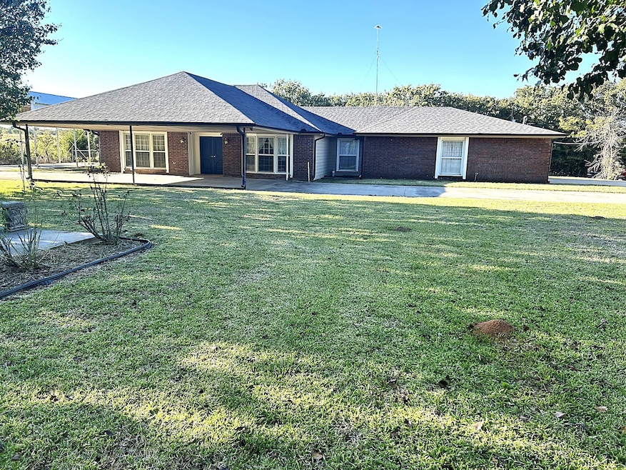 1072 Wagonseller Rd, Bowie, TX 76230 - photo 1