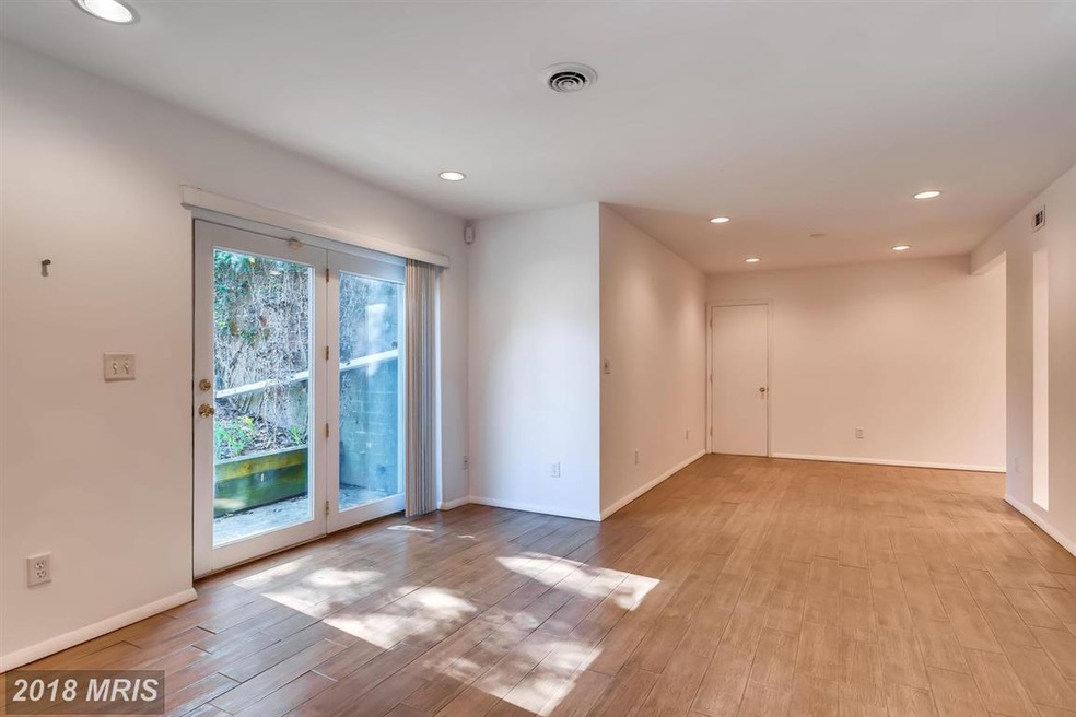 521 Epsom Rd unit TB, Towson, MD 21286 - photo 1