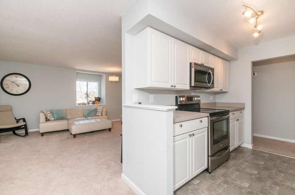 8 Beals Cove Rd unit K, Hingham, MA 02043 - photo 1