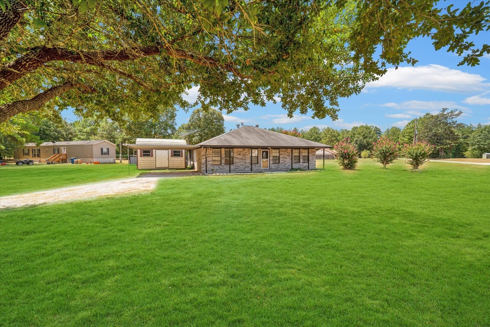 9285 Oak Bend Ct, Cleveland, TX 77328 - photo 1