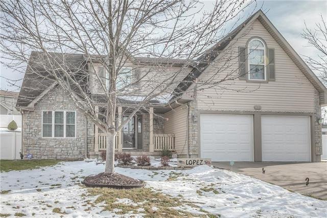 632 Hillcrest Cir, Lansing, KS 66043 - photo 1