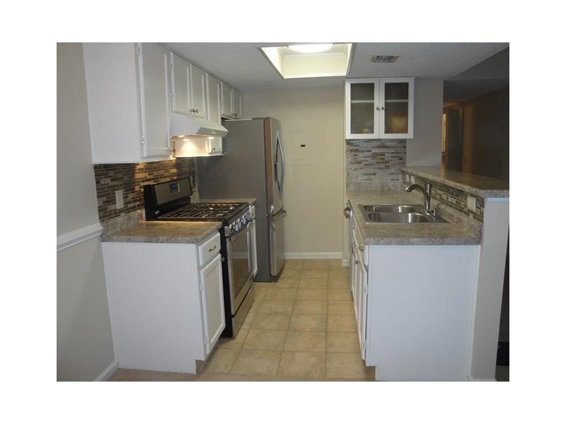 4063 Whitehall Way unit 4063, Alpharetta, GA 30004 - photo 1