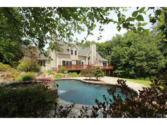 22 Quaker Ridge Rd, Sherman, CT 06784 - photo 1