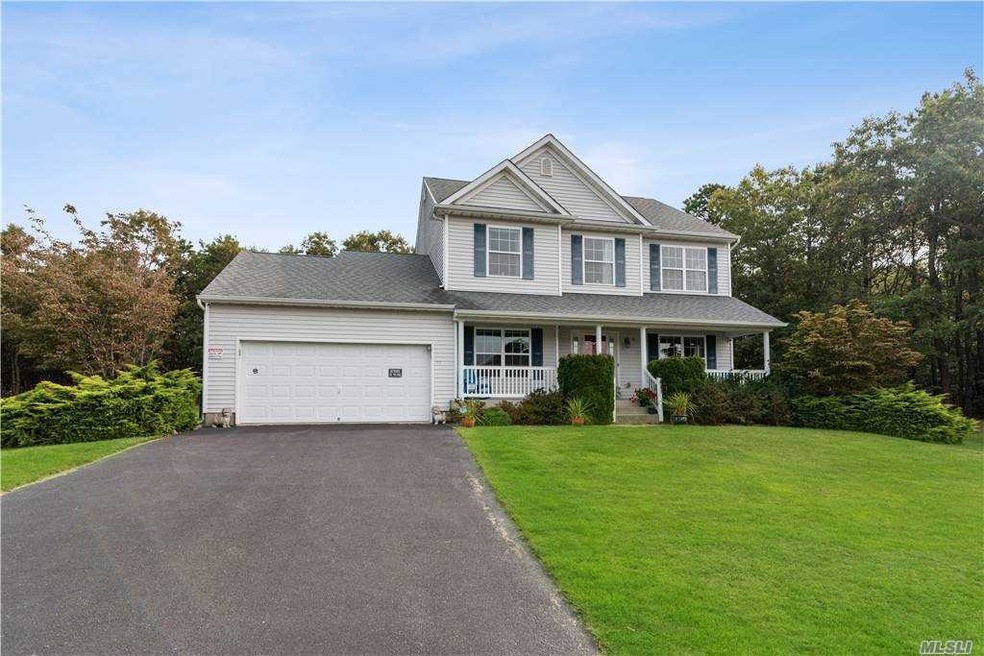 9 Audobon St, Medford, NY 11763 - photo 1