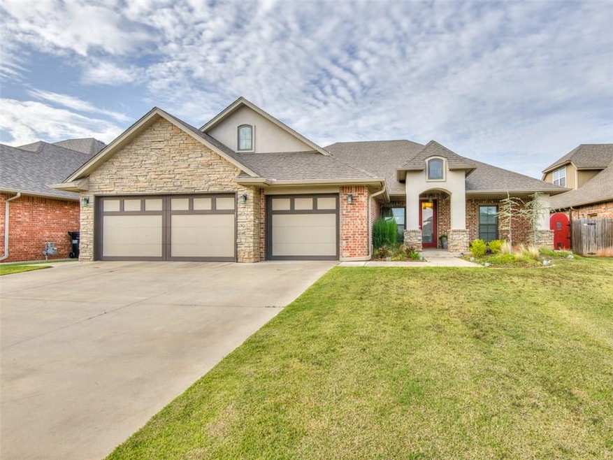 2429 SE 12th St, Moore, OK 73160 - photo 1