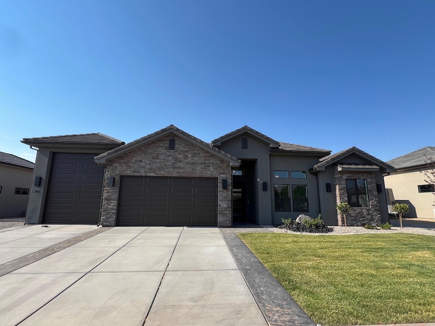 243 W Peaceful Ln, Ivins, UT 84738 - photo 1