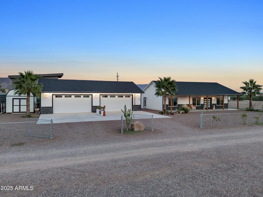 895 S Accuracy Way, Tonto Basin, AZ 85553 - photo 1