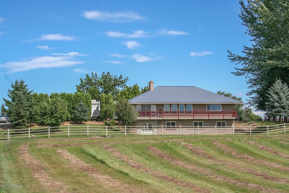 1071 Durham Road - Zillah, WA 98953