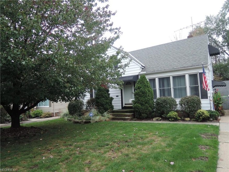 Cape cod: 1111 East Miner Road, Mayfield Hts. 4412
