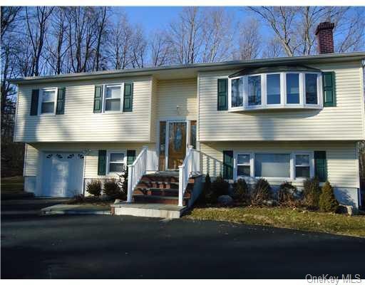 139 Blauvelt Rd, Nanuet, NY 10954 - photo 1