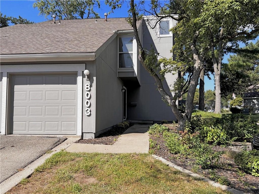 8003 Monrovia St, Lenexa, KS 66215 - photo 1