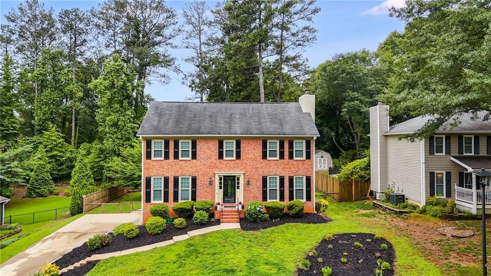 Presenting 225 Carriage Station Circle