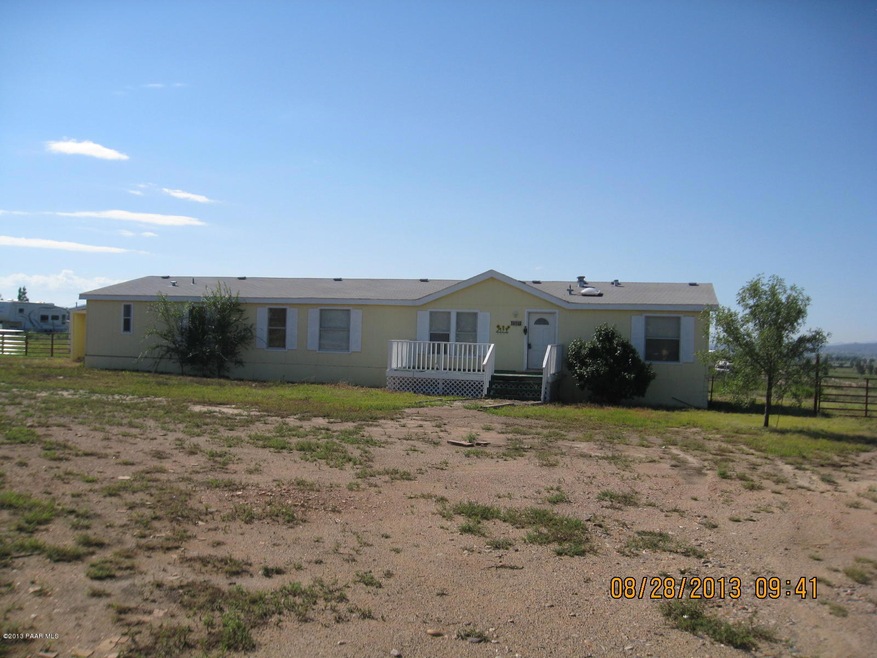 365 W Quail Rd, Paulden, AZ 86334 - photo 1