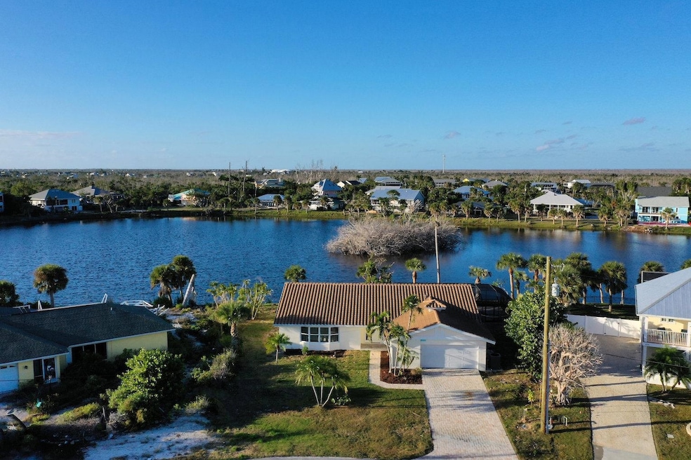 421 Lake Murex Cir, Sanibel, FL 33957 - photo 1