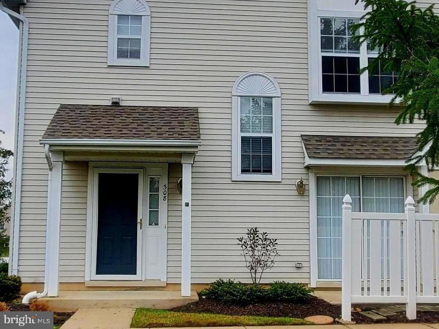 308 Oliphant Ln unit 308B, Mount Laurel, NJ 08054 - photo 1